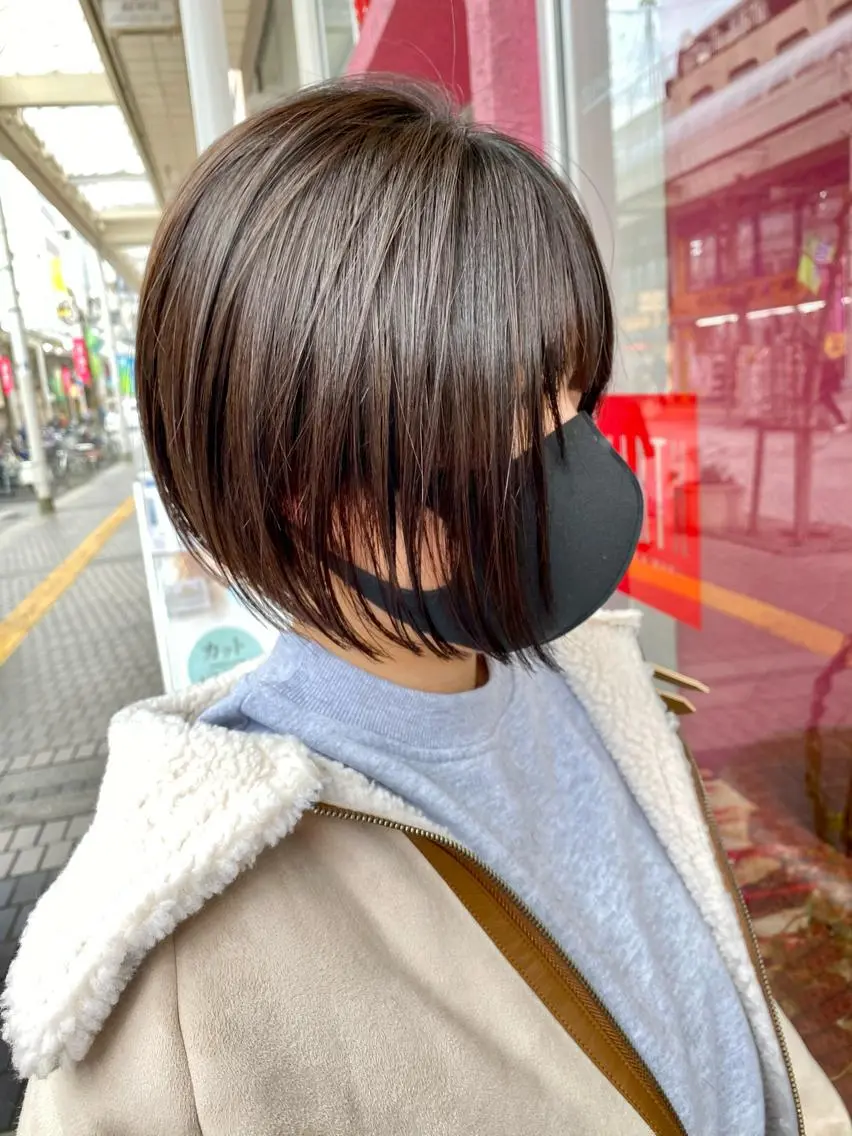 ショート カラー ボブ デザインカラー✨新倉 佑奈のヘアスタイル