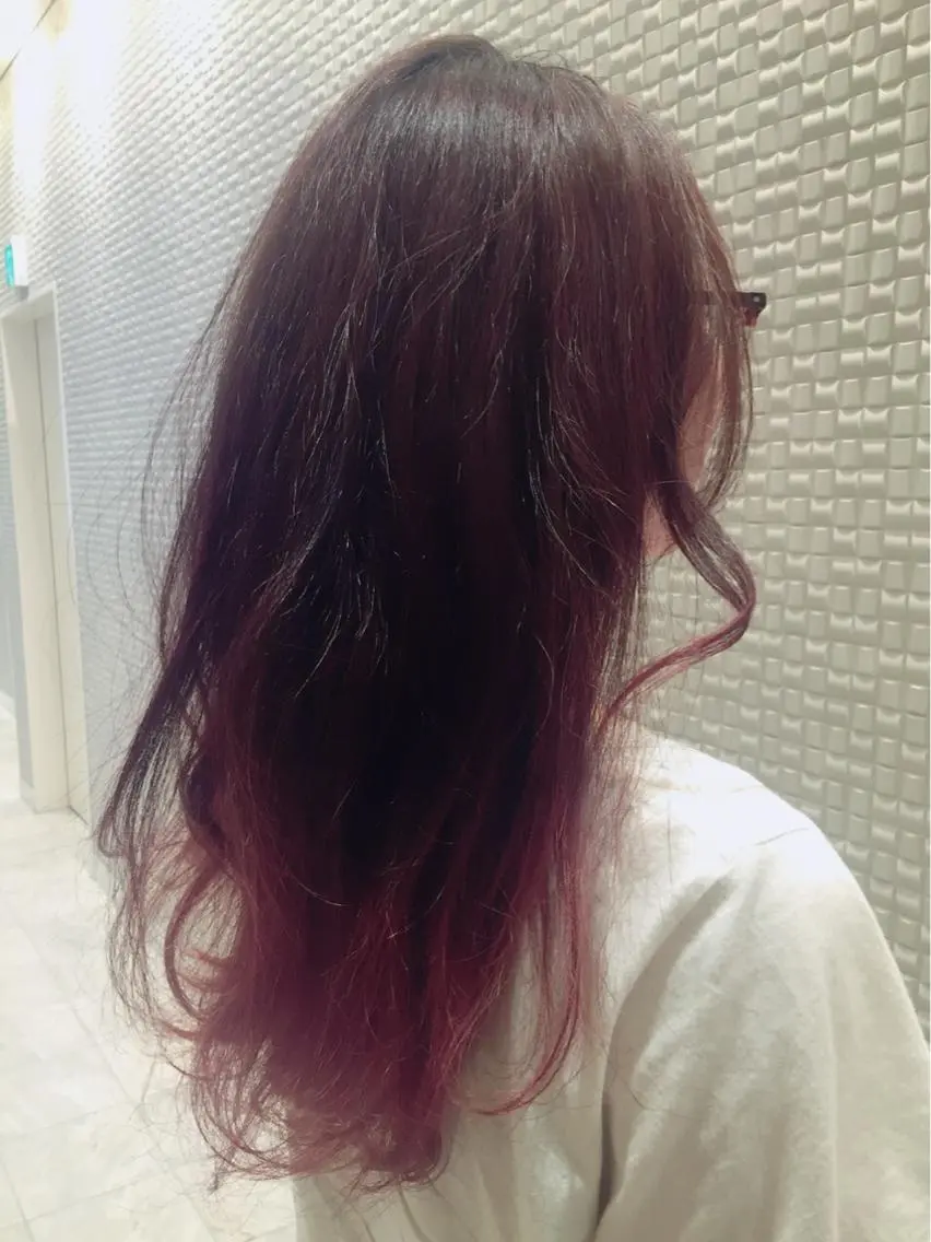 ロング カラー ヘアアレンジ ブリーチ グラデーションカラー レッドカラー ローズカラー ✨ハイクオリティ✨ 山本香也のヘアスタイル