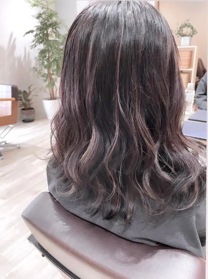 セミロング カラー ハイライトカラー ハイライト ハイライト／艶カラー 大河シンジのヘアスタイル