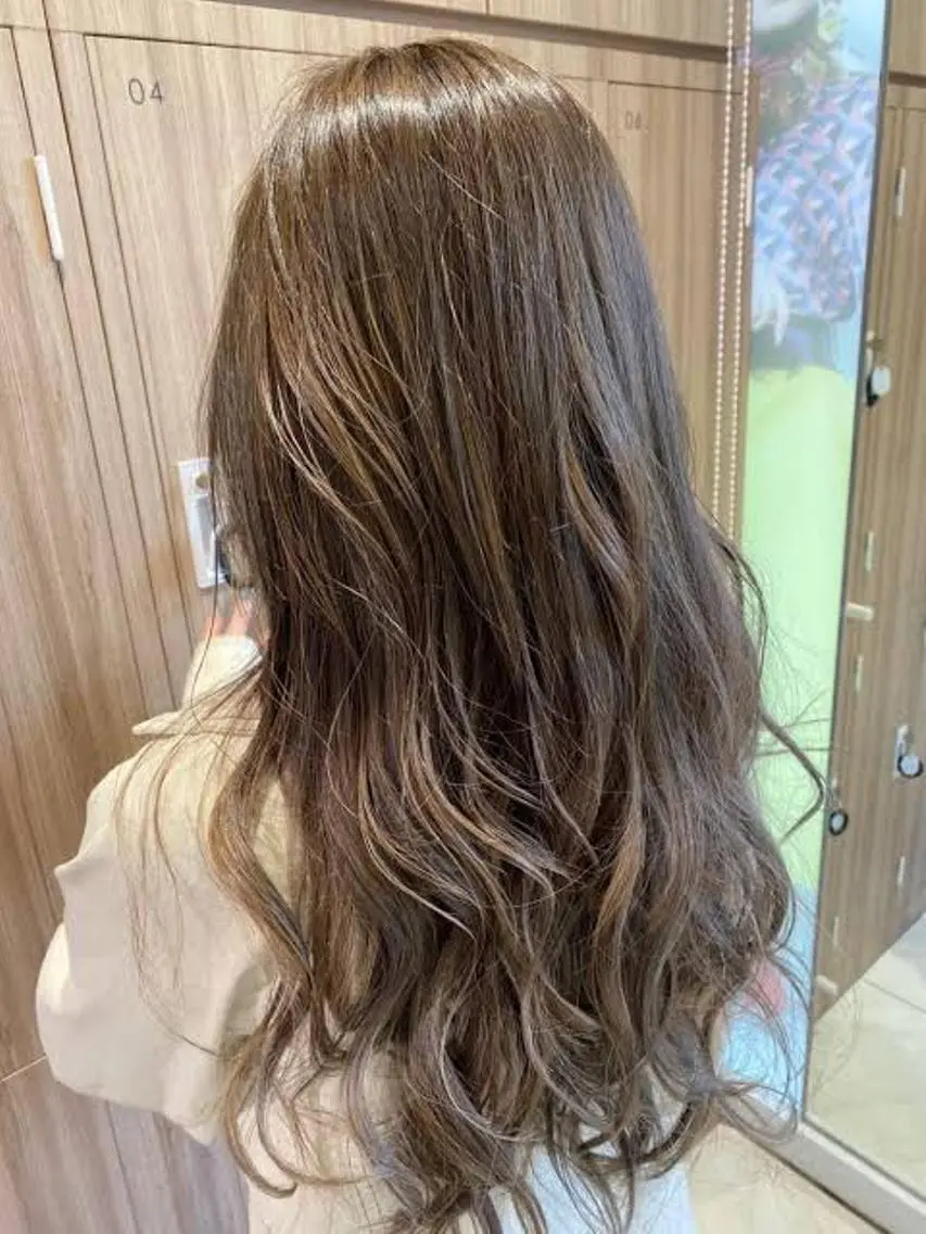 ロング 🤍縮毛矯正 髪質改善 ツヤ髪🤍のヘアスタイル