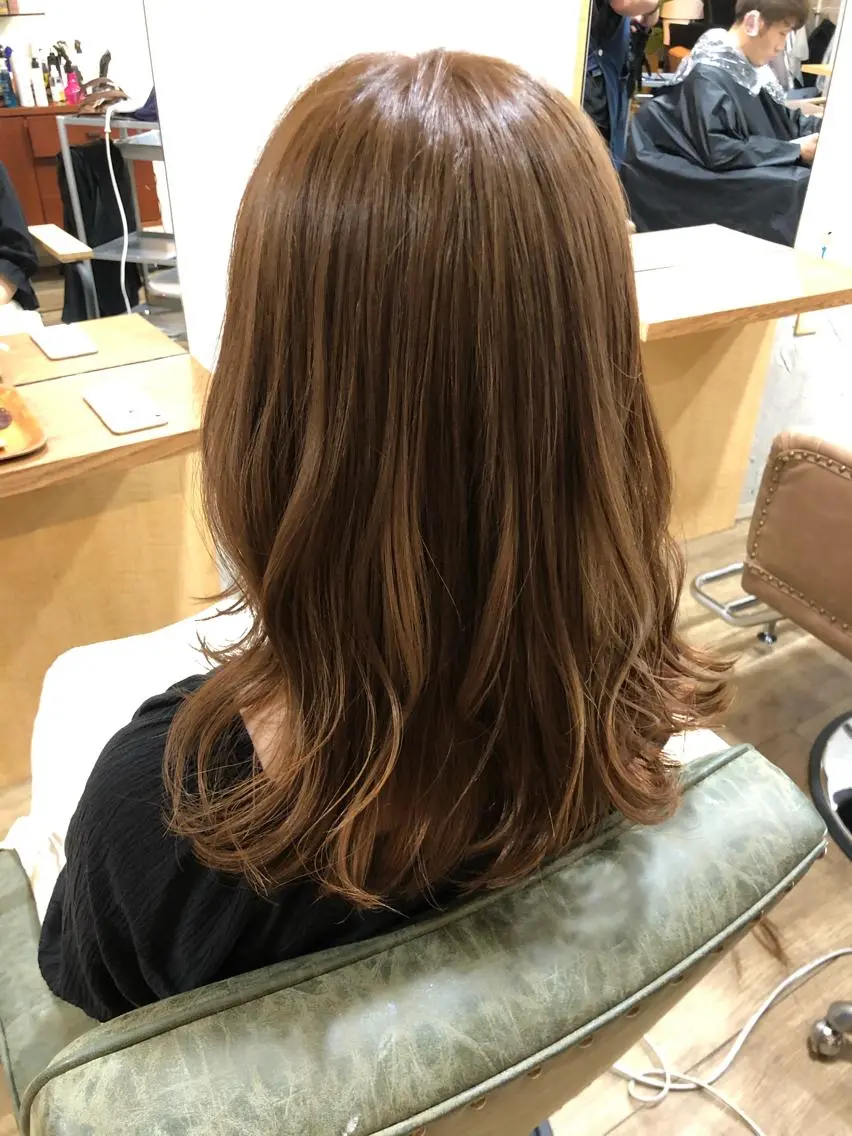 セミロング ヘアカラー 國次 夕貴のヘアスタイル