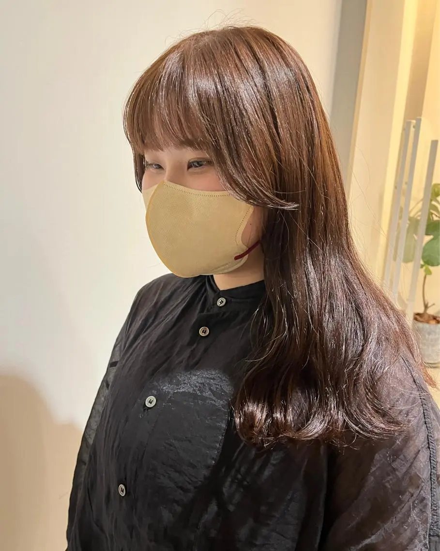 セミロング 韓国風ヘア サイドバング 西崎 満里奈のヘアスタイル