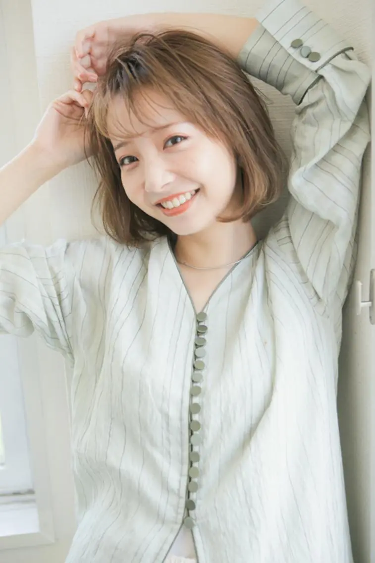 ミディアム Loob.TOKYO MIYA🌈のヘアスタイル