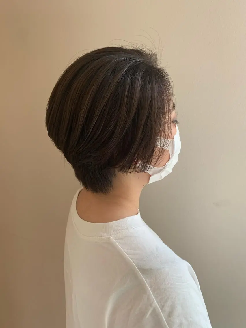 ショート カラー ベージュカラー ヘアカラー トリートメント 顔まわりカット✄ ベージュカラー🧸のヘアスタイル