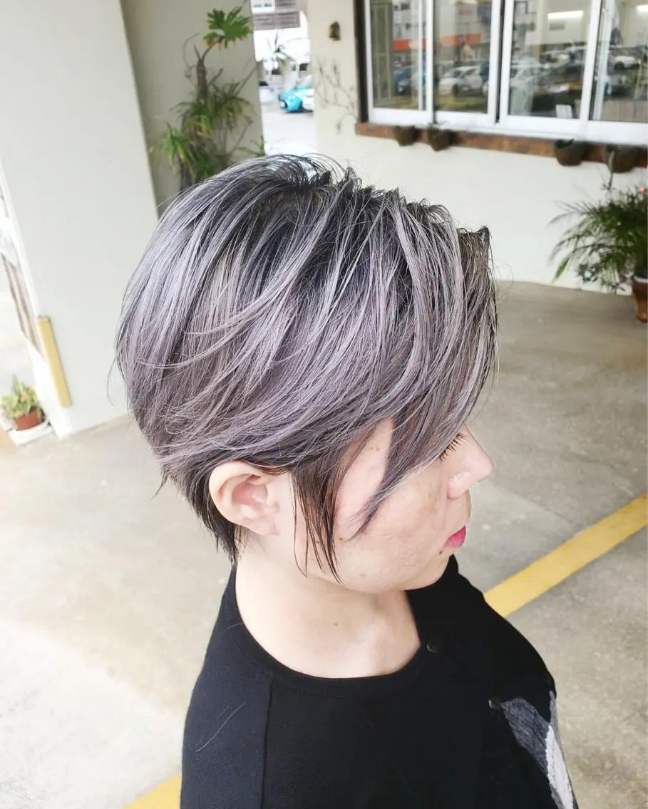 ショート カラー 外国人風カラー カット ヘアカラー grand juteのヘアスタイル
