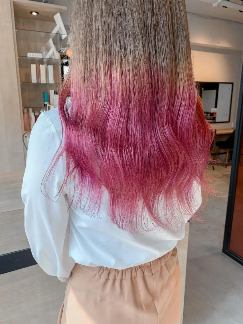 ロング カラー ヘアアレンジ ヘアカラー トリートメント yuka .のヘアスタイル