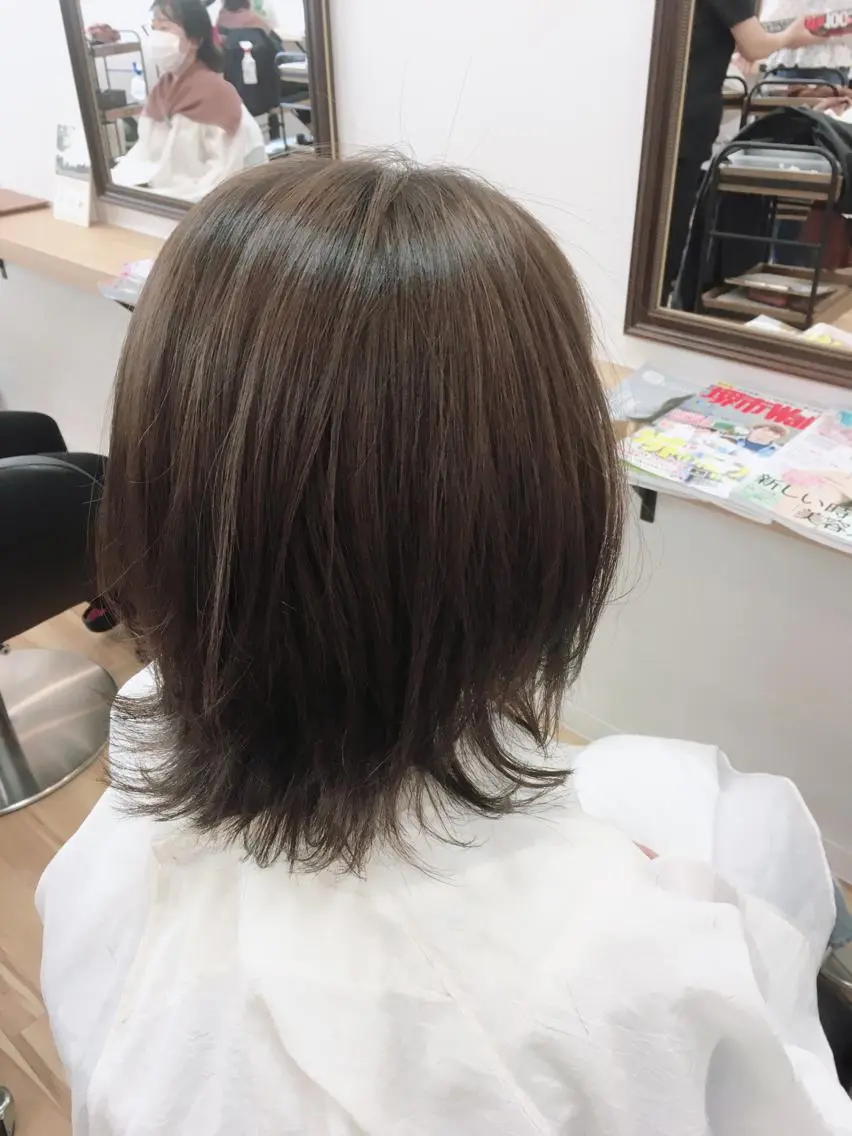 ミディアム カラー 神田 菜々子のヘアスタイル