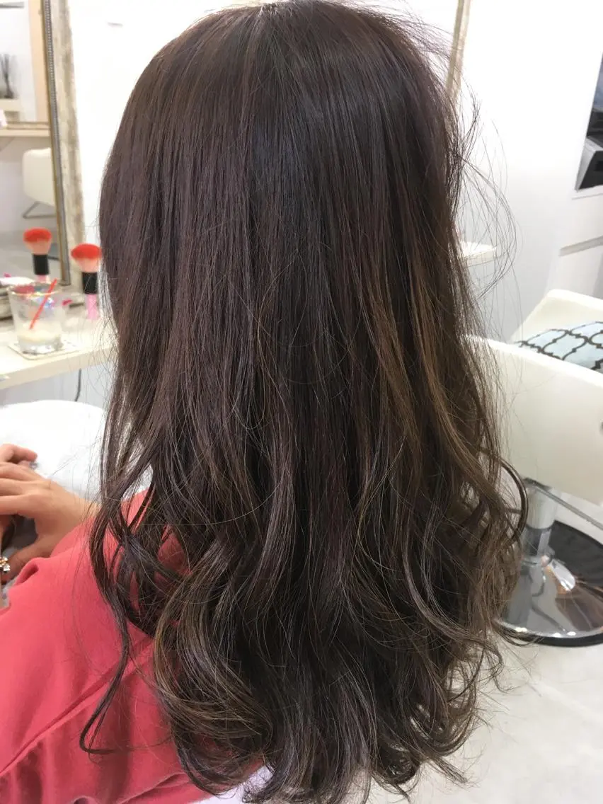 セミロング カラー ハイライトカラー ハイライト 髪質改善 中川 翔のヘアスタイル