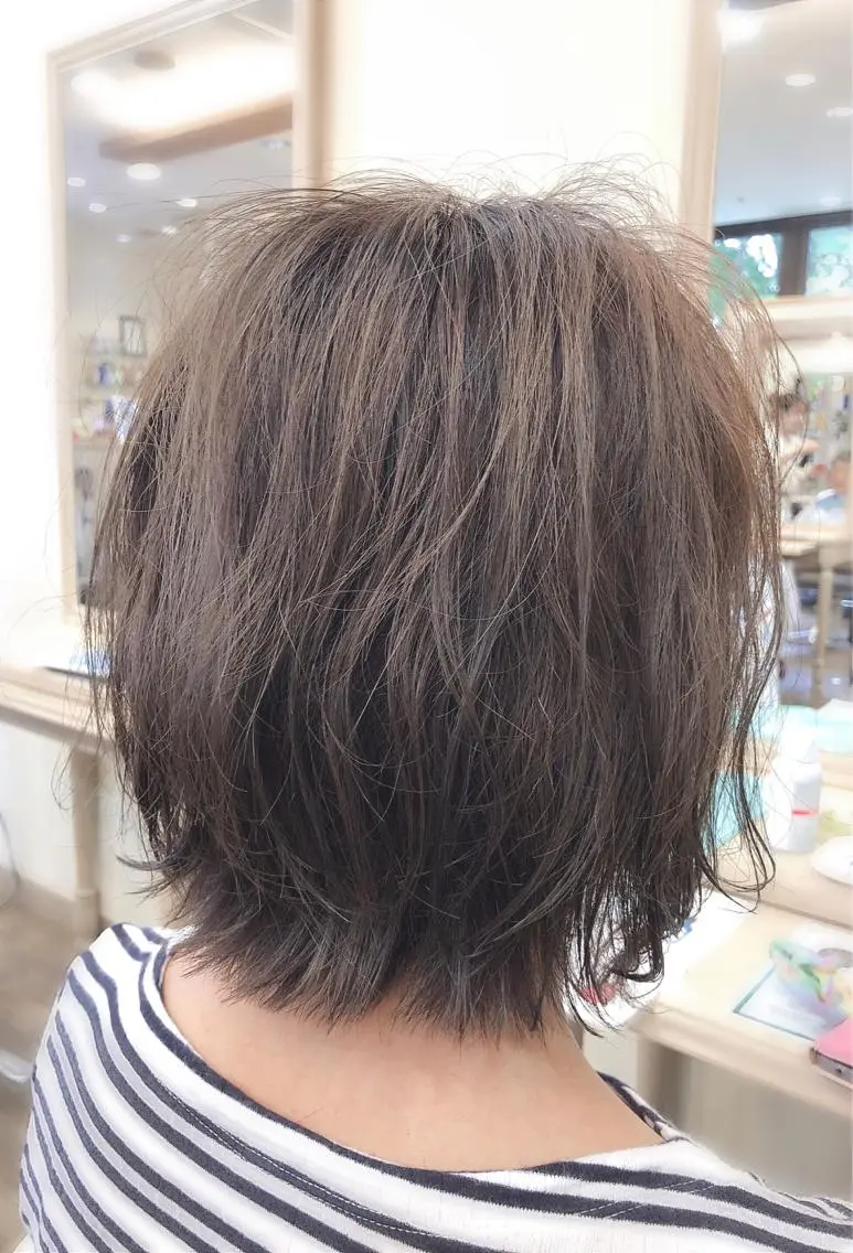 ミディアム カラー グレージュ ヘアカラー 尚平 40代からの 髪質改善専門のその他イメージ