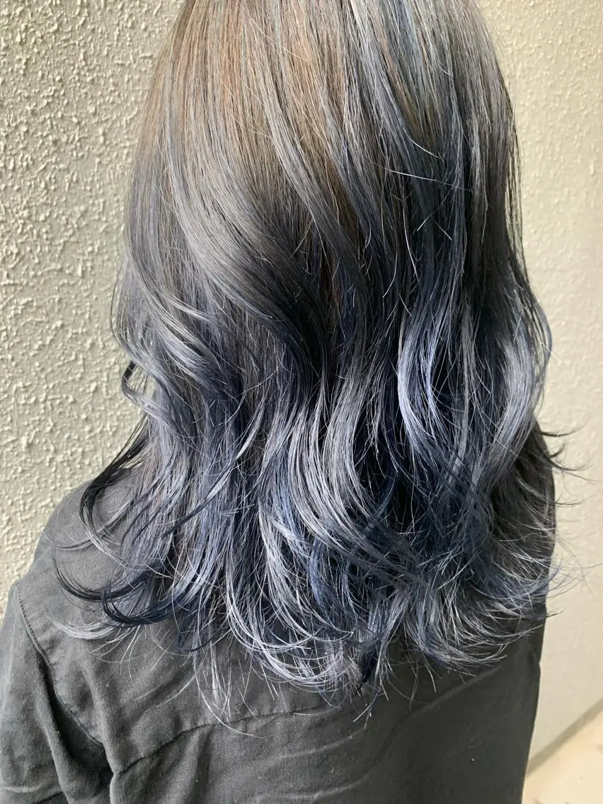 ミディアム ハイライト 山本 章人のヘアスタイル