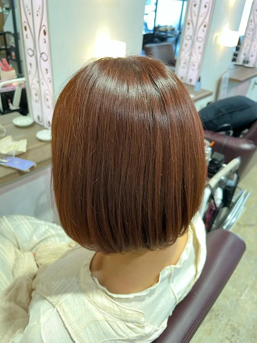 ミディアム カット レディースカット SHIORIのヘアスタイル