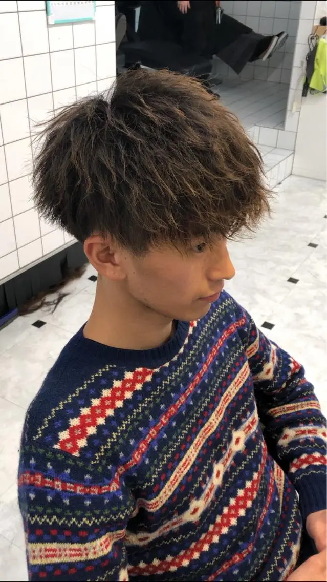 ショート カラー パーマ メンズ ベージュグレージュ 💕しゅーじ💕のヘアスタイル