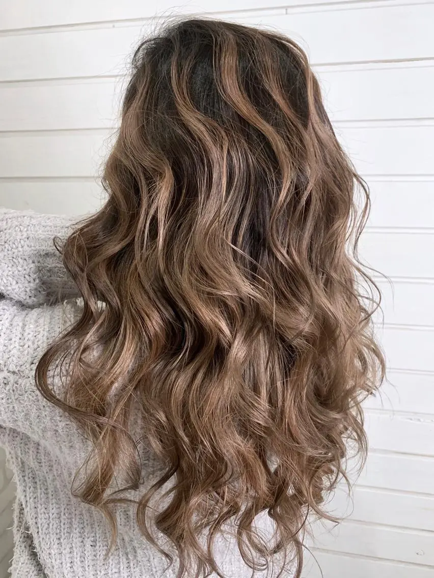 セミロング 穐田 司樹のヘアスタイル