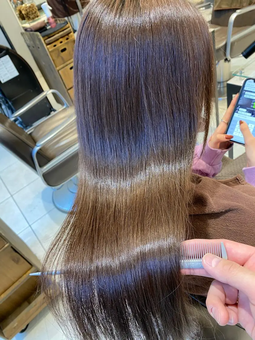 ロング 美髪矯正透明感カラー 江川 和輝のヘアスタイル