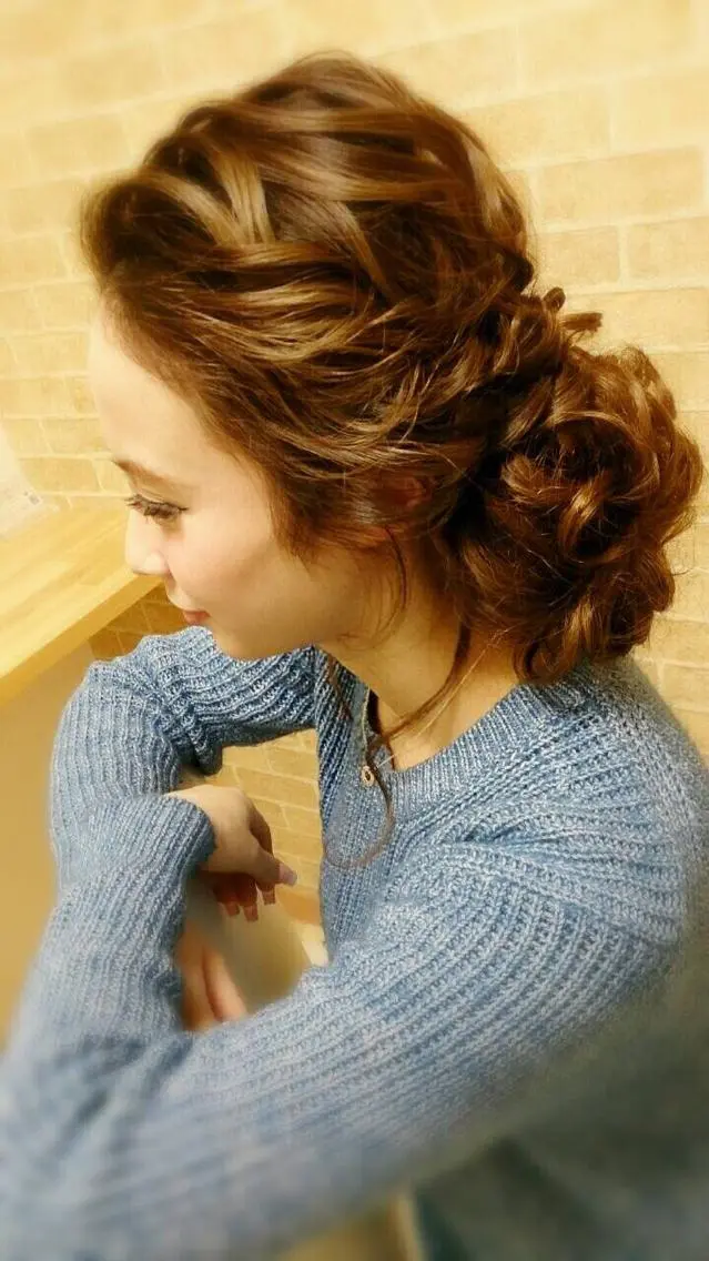 ロング ヘアアレンジ Achieve 三ノ宮のヘアスタイル