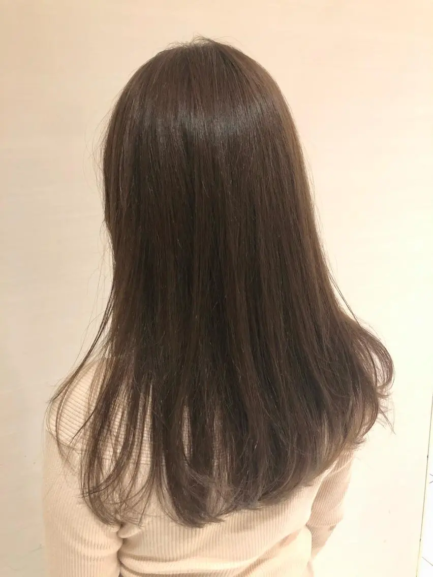セミロング カラー カット . Chisaのヘアスタイル