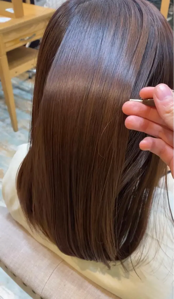 ミディアム 髪質改善 縮毛矯正 ショートカット 💙hiyoriのヘアスタイル