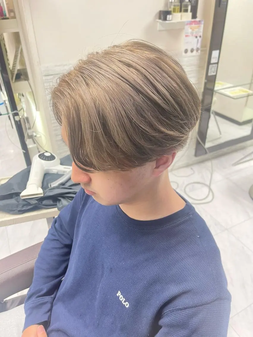ショート カラー メンズ ベージュカラー カット 🌻メンズカット 落合諒🌻のヘアスタイル