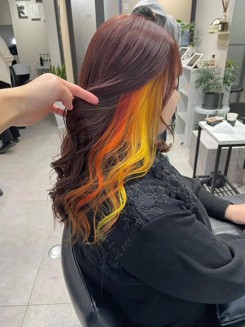 ロング カラー ヘアカラー トリートメント 髪質改善will hairdesignのヘアスタイル