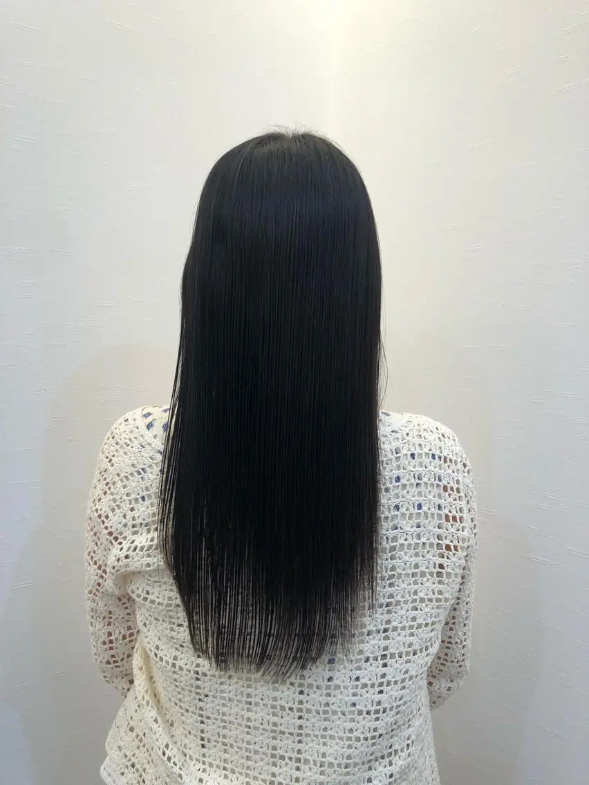 ロング ツノガイ エリのヘアスタイル
