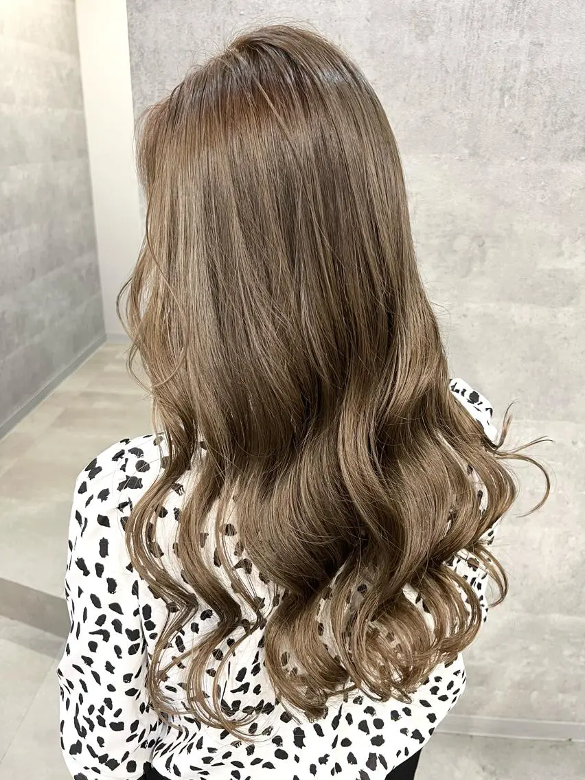 ロング ヘアカラー トリートメント KYOKO 【Bear】のヘアスタイル