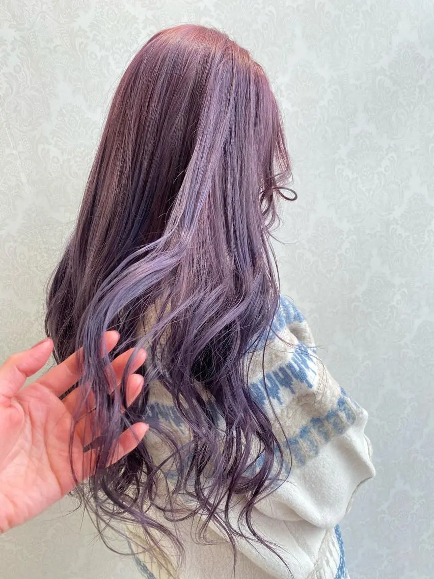 ロング カラー アッシュ ハイトーンカラー ピンクカラー ピンクアッシュ ヘアカラー デザインカラー✨新倉 佑奈のヘアスタイル