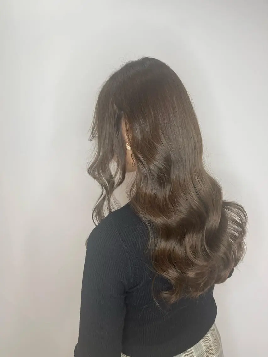 ロング カラー カット ヘアカラー トリートメント emi/髪質改善/ 韓国風/艶カラーのヘアスタイル