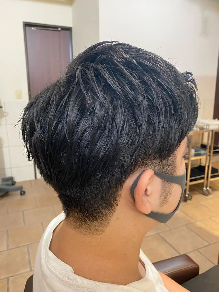 ショート パーマ メンズ 刈り上げ メンズカットパーマ ✂️ JOYAのヘアスタイル