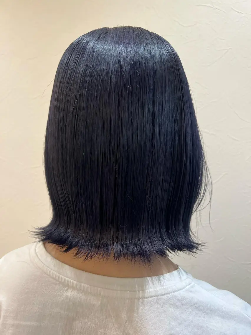 ショート 店長ハイトーンカラー 柞山史奈のヘアスタイル
