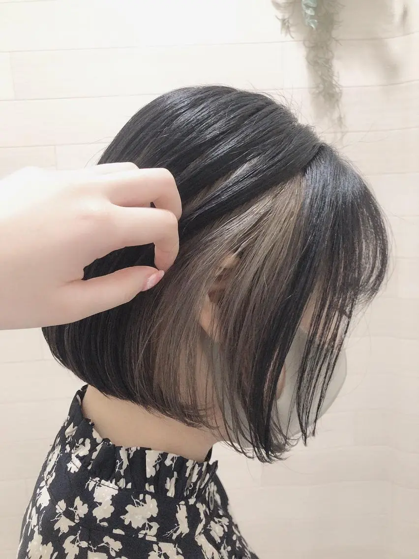 ショート カラー グレージュ ハイトーンカラー ハイトーングレージュ 🪞笹川 🪞のヘアスタイル