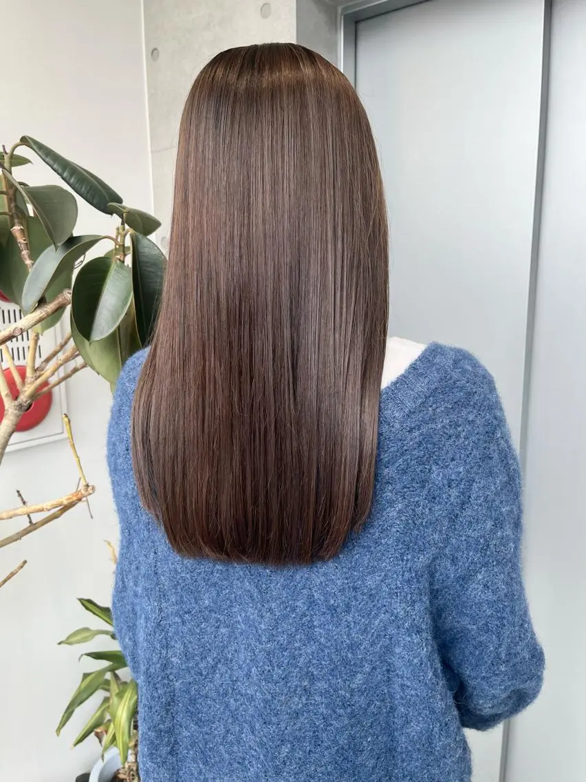 ロング カラー パーマ ヘアアレンジ ヘアカラー トリートメント 透明感/オリーブ/ グレージュ/YUKAのヘアスタイル