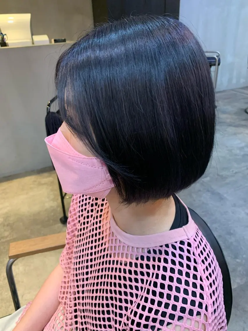ショート カラー ダブルカラー 河田 寧生のヘアスタイル