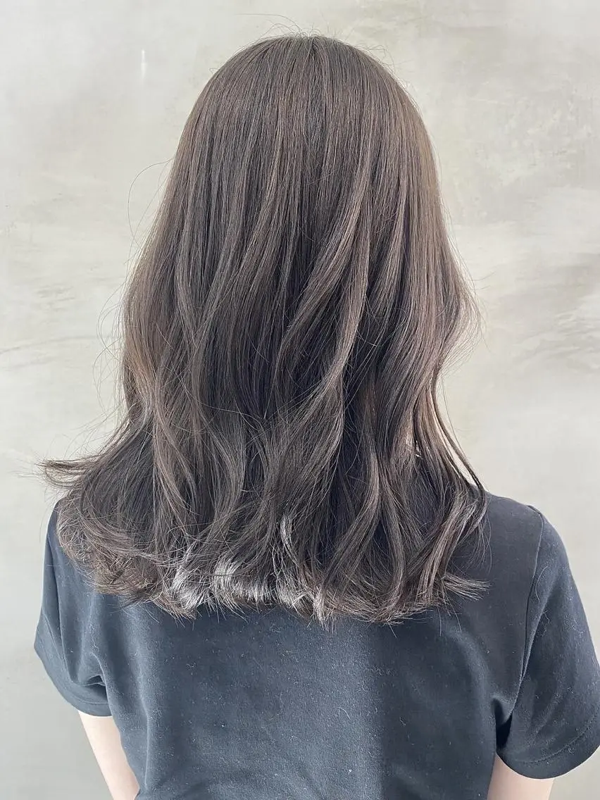 セミロング カラー ⭐️ airi⭐️のヘアスタイル
