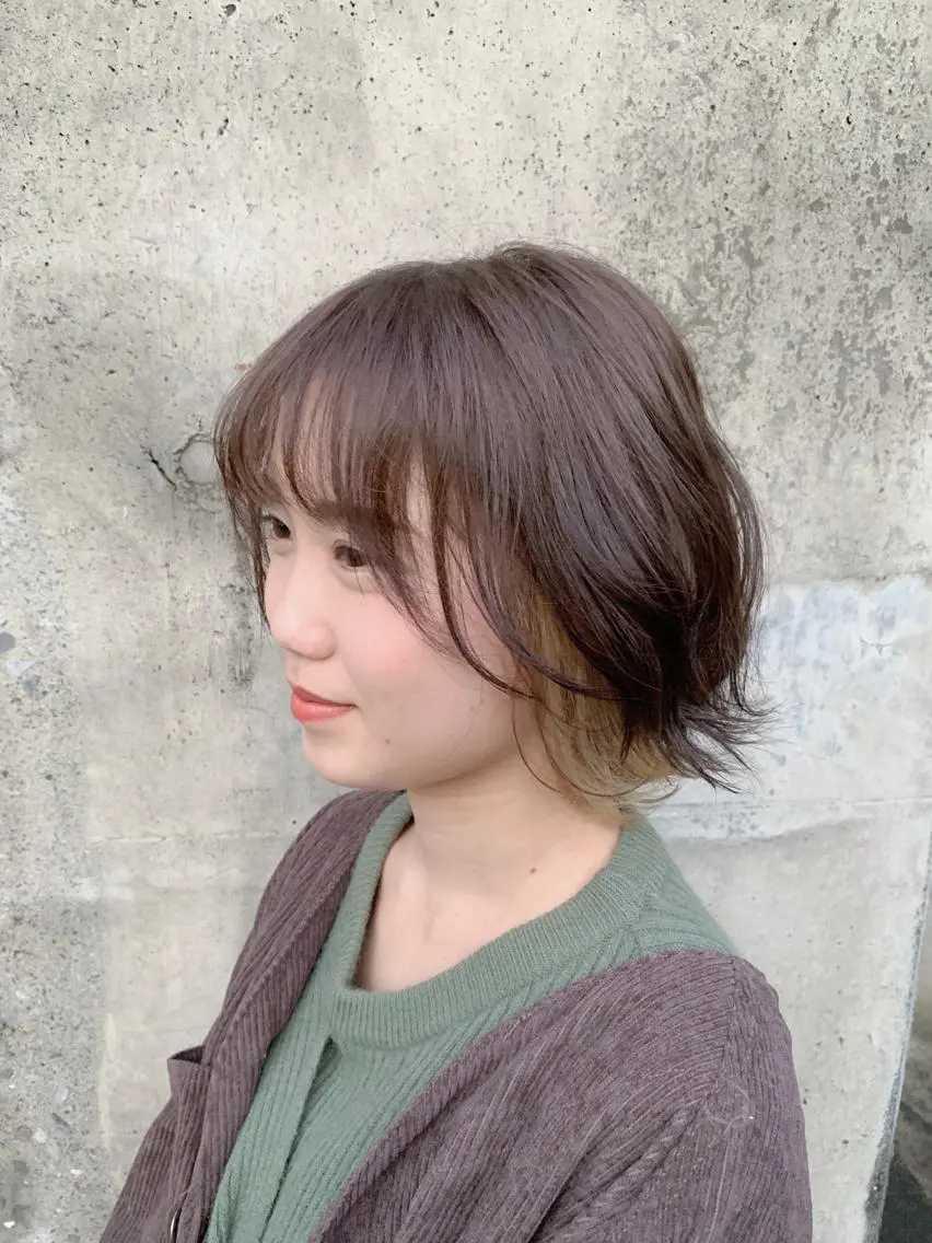 ショート カラー ベージュカラー ブリーチ インナーカラー トリートメント 失敗しないパーマ 稲葉/草薙のヘアスタイル