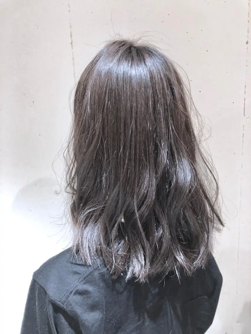 セミロング カラー パーマ ヘアアレンジ セミロングパーマ バレイヤージュ ベージュカラー 黒髪 ブルーカラー 【ツヤ髪美容師】 ツダケイスケのヘアスタイル