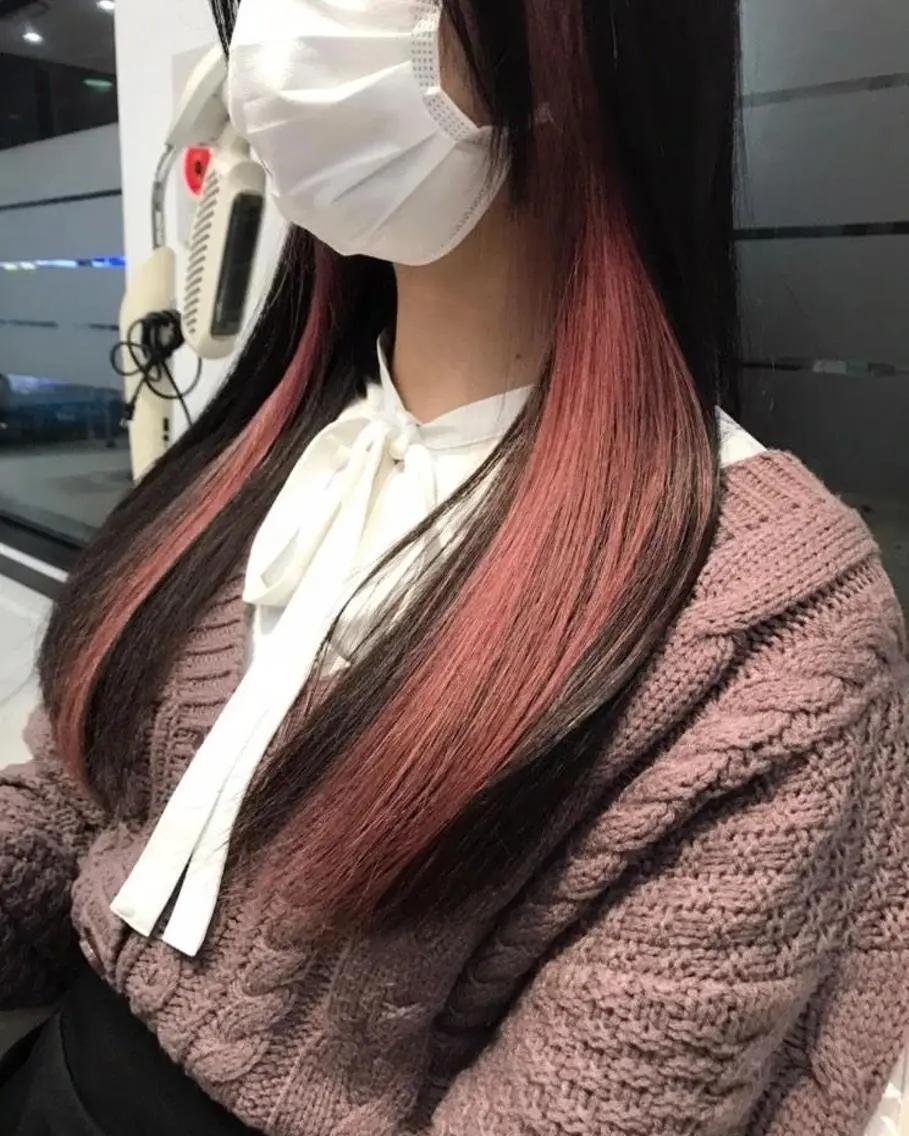 ミディアム カラー インナーカラー ピンクカラー あらげ 🌈推しカラー🌈ᵕのヘアスタイル