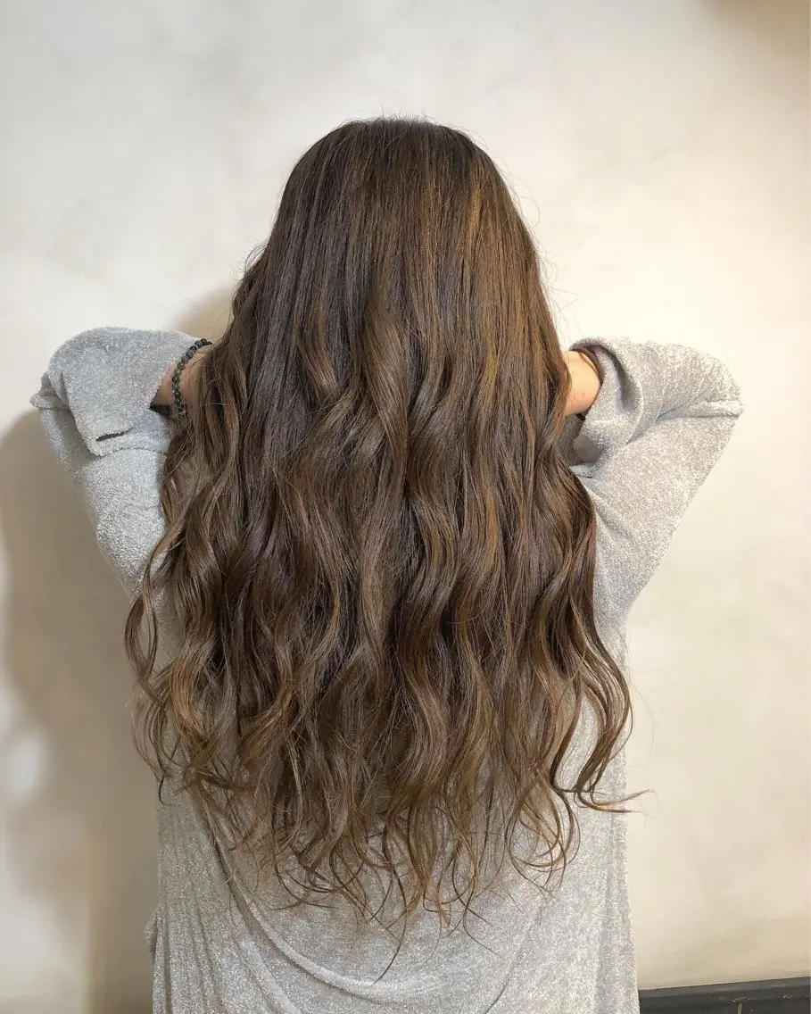 ロング カラー ヘアアレンジ キッズ グレージュ ハイライトカラー カーキグレージュ ハイライト 綺麗な髪質にしたい方 限定🌈清水 祥のヘアスタイル