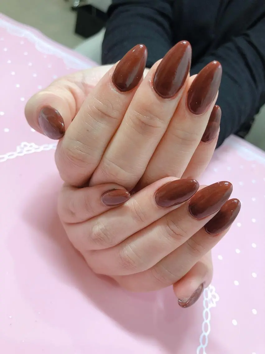 ミディアム ネイル ハンドネイル 《LB》ラブリエ Nail&eyeのマツエク・マツパデザイン