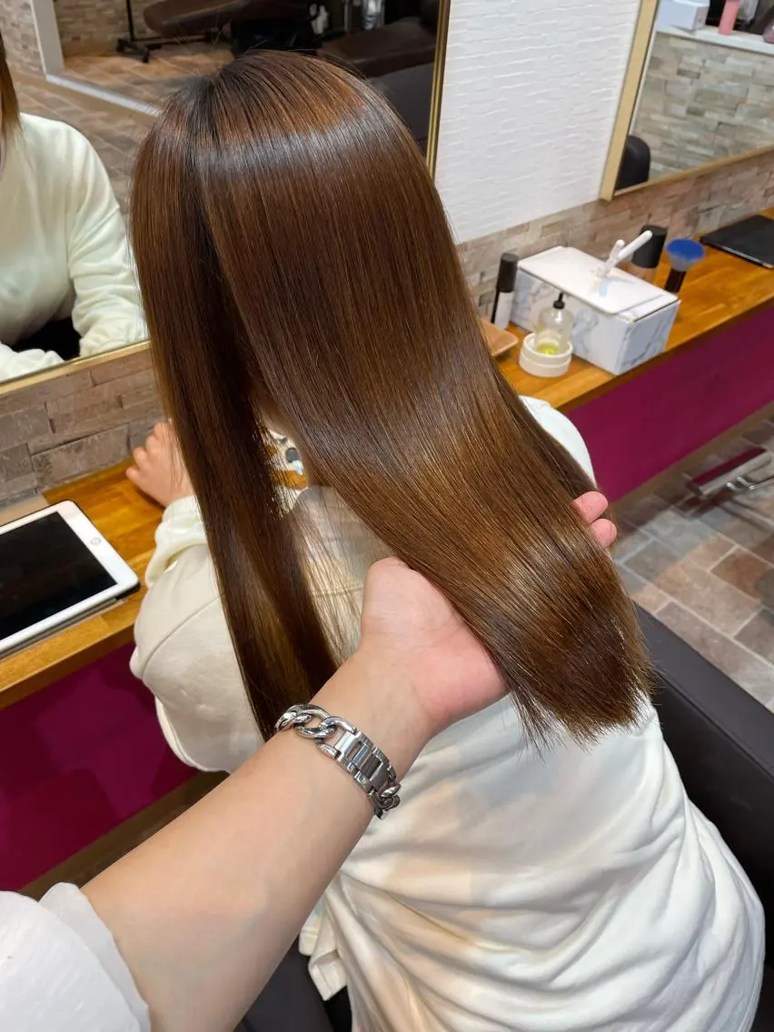 セミロング カラー パーマ ストレートパーマ ヘアカラー 縮毛矯正 トリートメント YUI/ ブリーチカラー🌷のヘアスタイル