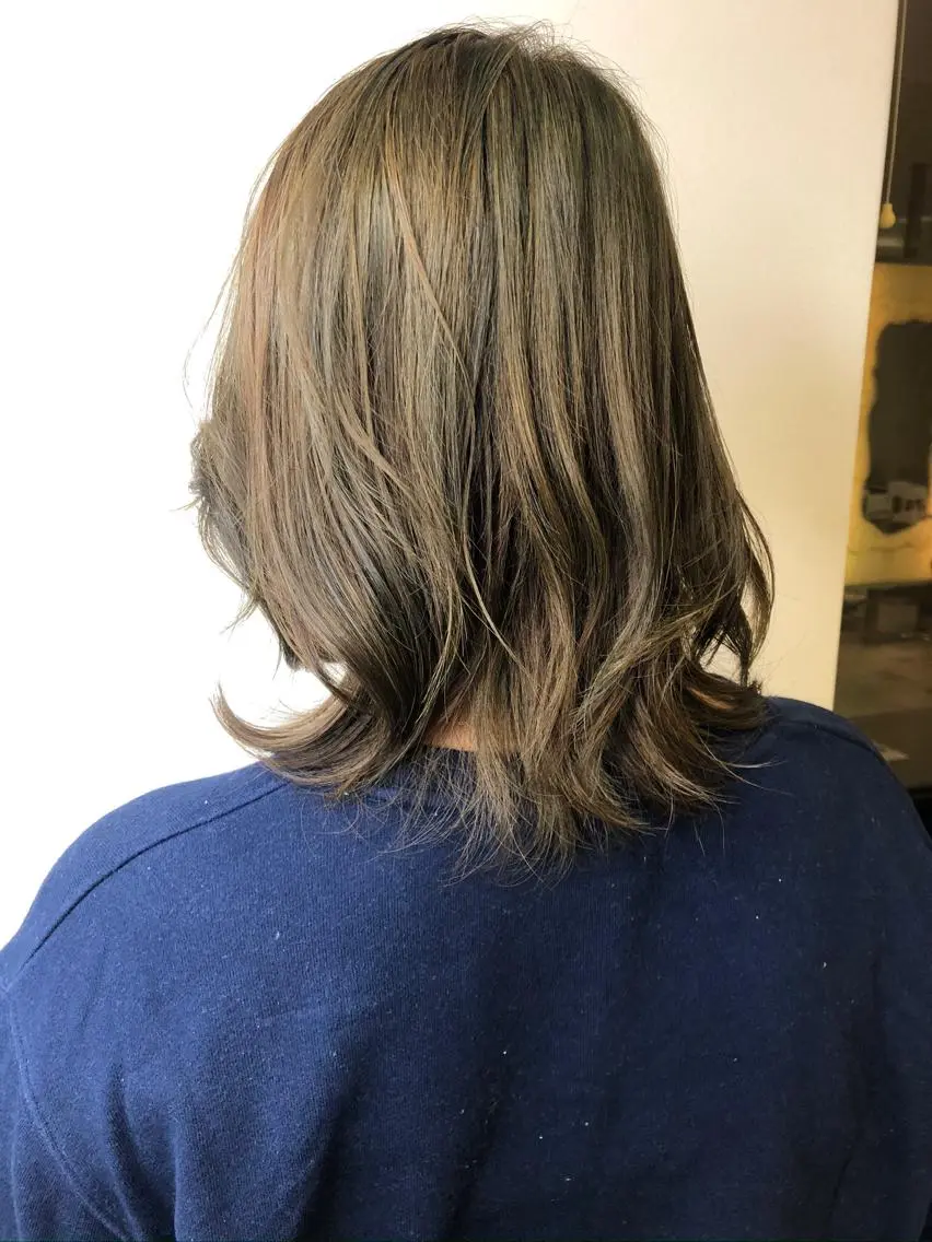 ミディアム カラー ヘアカラー トリートメント 松佐 ゆかりのヘアスタイル