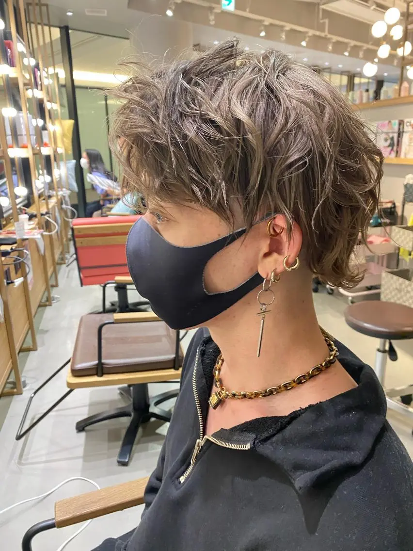 カラー メンズ メンズウルフカット ウルフカット unopulir 景山 凌のヘアスタイル