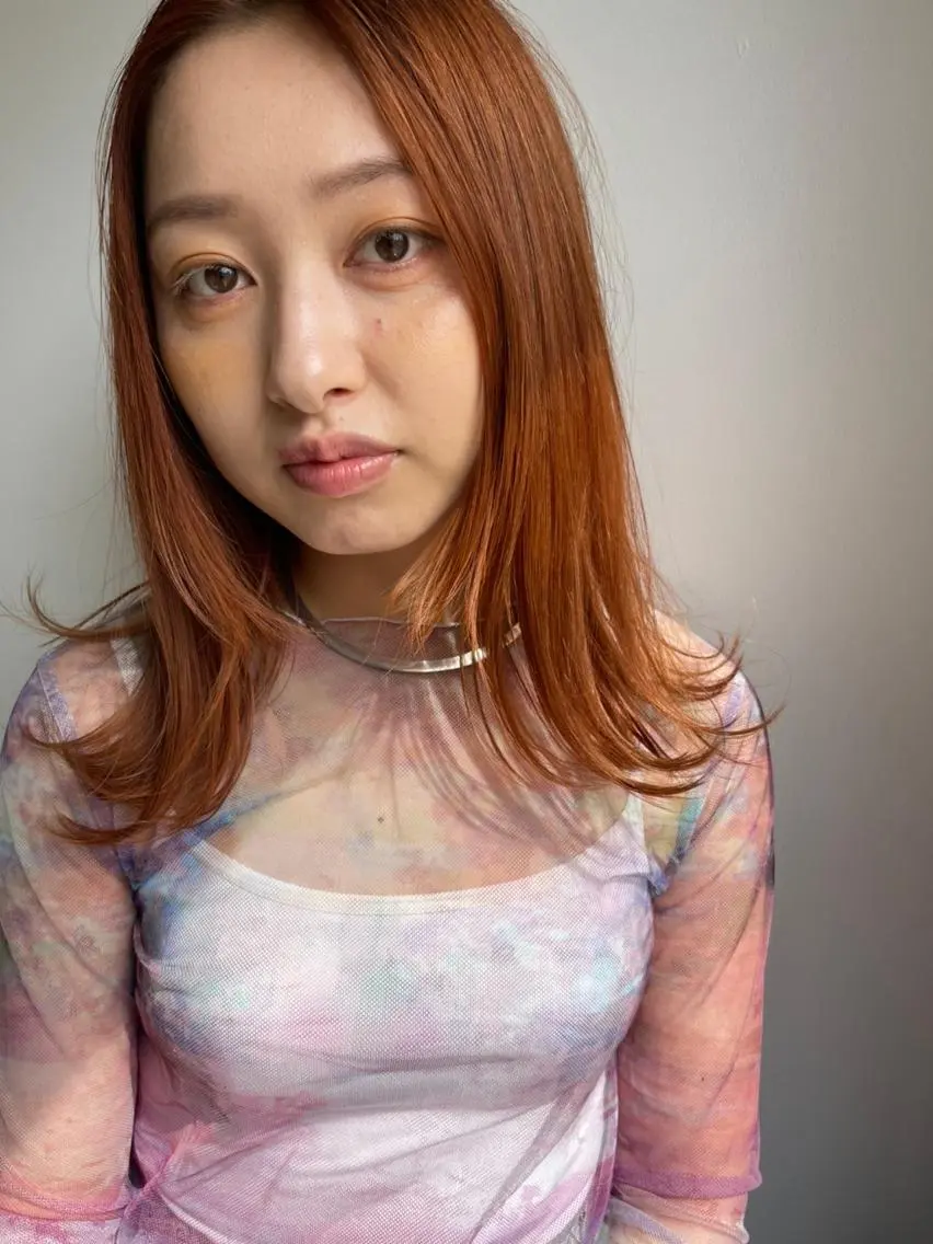 ミディアム パーマ カラー アディクシーカラー ブリーチ ブロンド ブルーカラー ハイライトカラー CEINE【セーヌ】 三軒茶屋のヘアスタイル