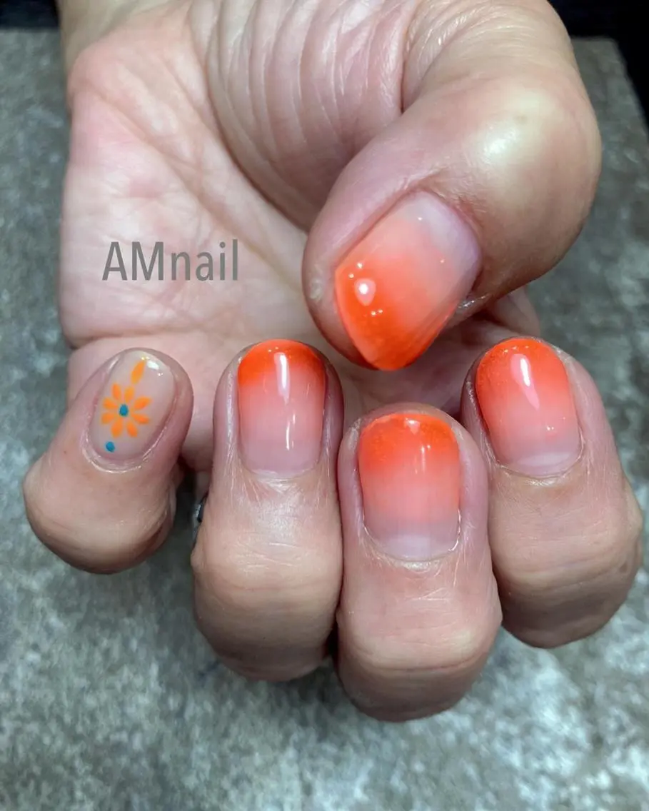 ネイル アートネイル グラデーション 持ち込み ワンカラーネイル ハンドネイル Am:nail 柏 SUE（スゥ）のネイルデザイン