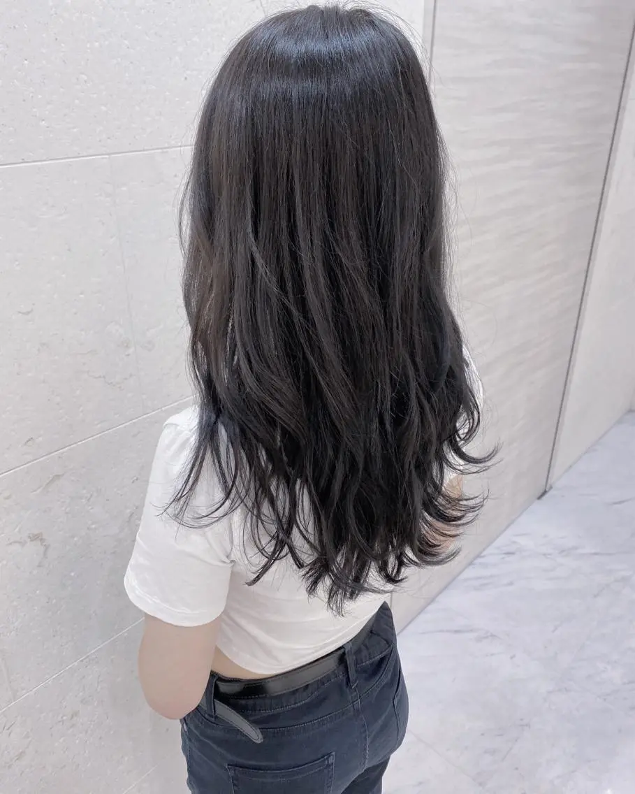 セミロング カラー カット ヘアカラー トリートメント shanti 渡辺新也✂️のヘアスタイル