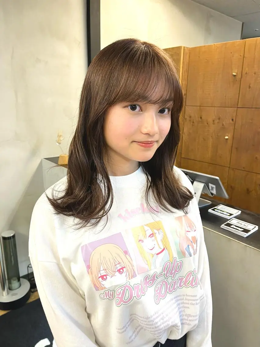 ミディアム カラー ブリーチ ラベンダーカラー ena/ブリーチなし 透明感・レイヤー🎀のヘアスタイル