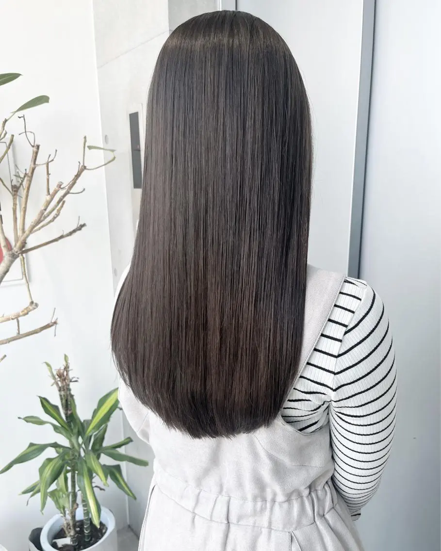 ロング カラー パーマ ヘアアレンジ トリートメント ヘッドスパ ヘアセット 透明感/オリーブ/ グレージュ/YUKAのヘアスタイル