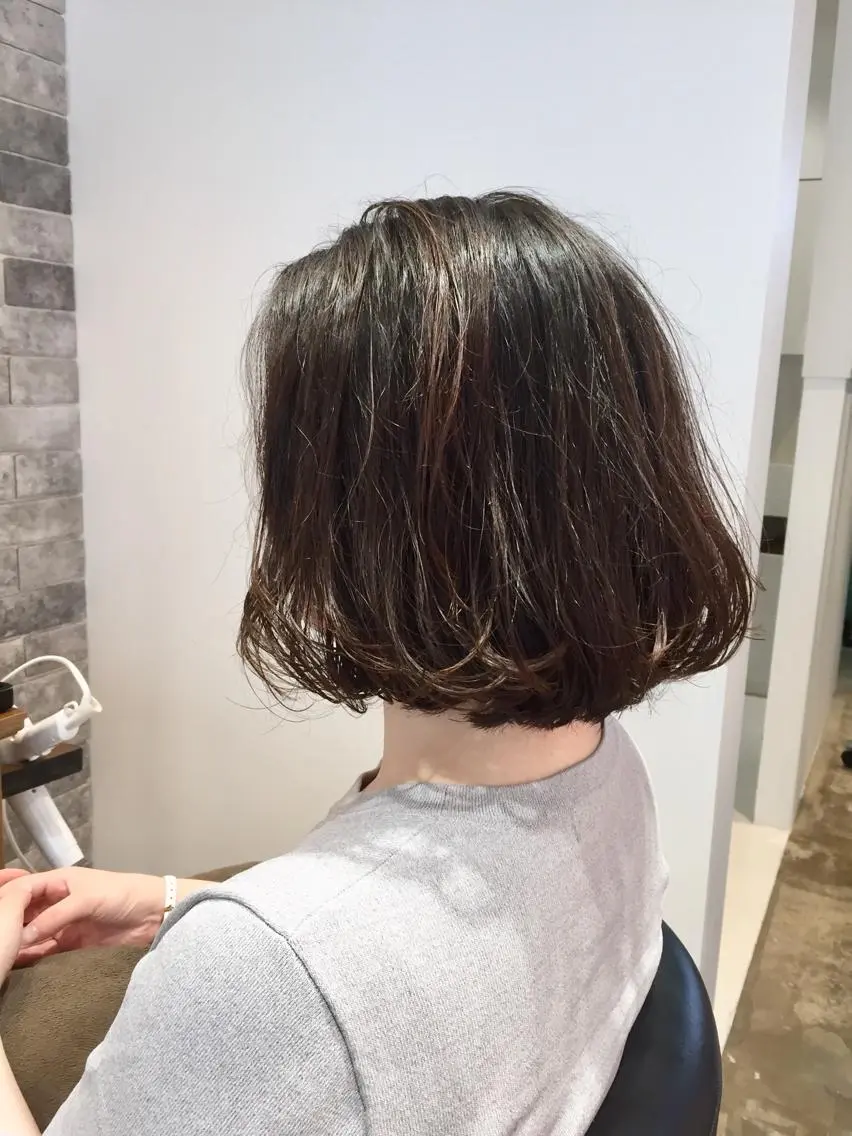 ショート 切りっぱなしボブ ボブ カット ヘアカラー トリートメント 所渉/韓国レイヤー /ウルフカットのヘアスタイル