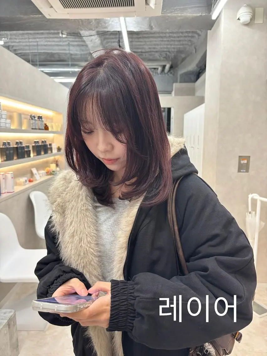 カラー ミディアム ショートボブ ミディアムパーマ バレイヤージュ 黒髪 ブリーチ カット ヘアカラー トリートメント ROW 札幌のヘアスタイル