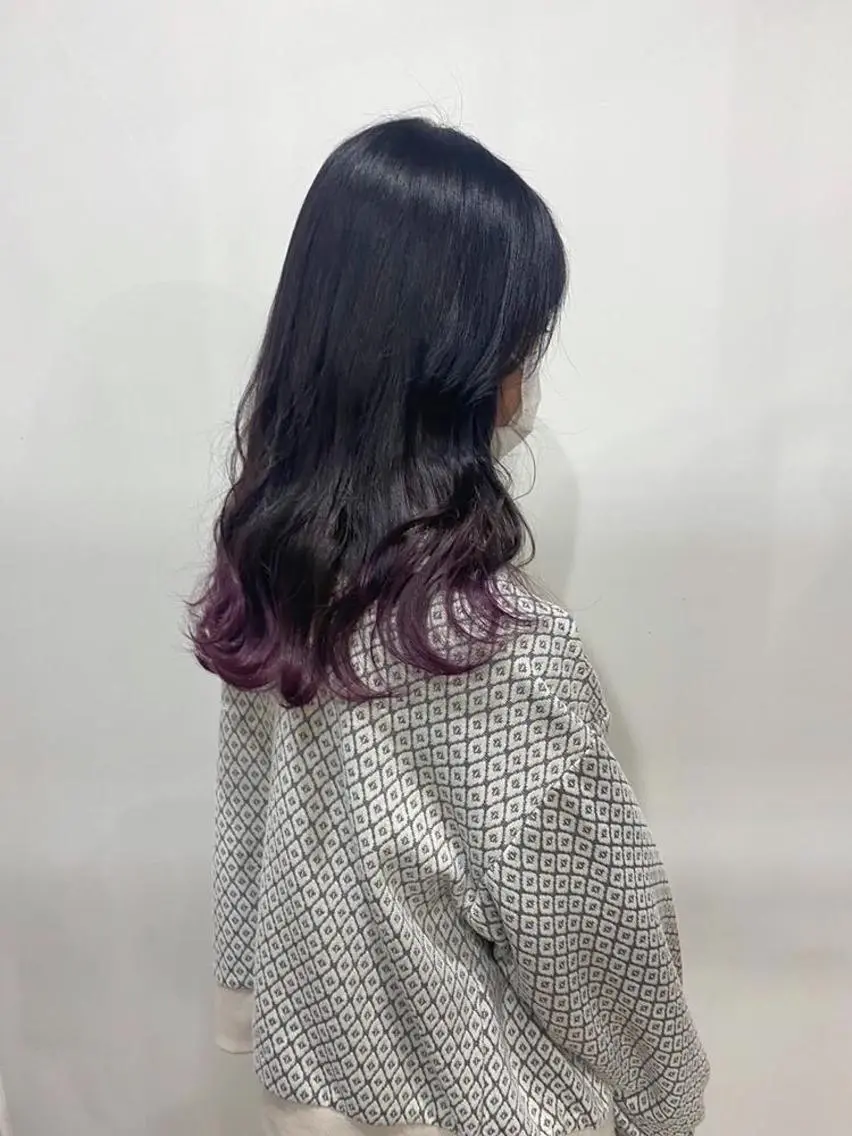 カラー white.梅田 デザインカラー🦄のヘアスタイル