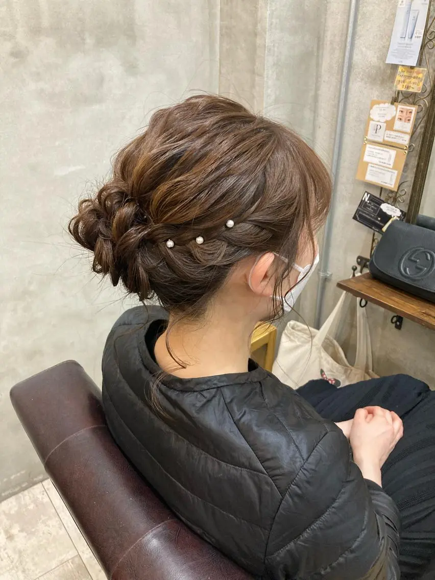 セミロング ヘアアレンジ カット スパのヘアスタイル